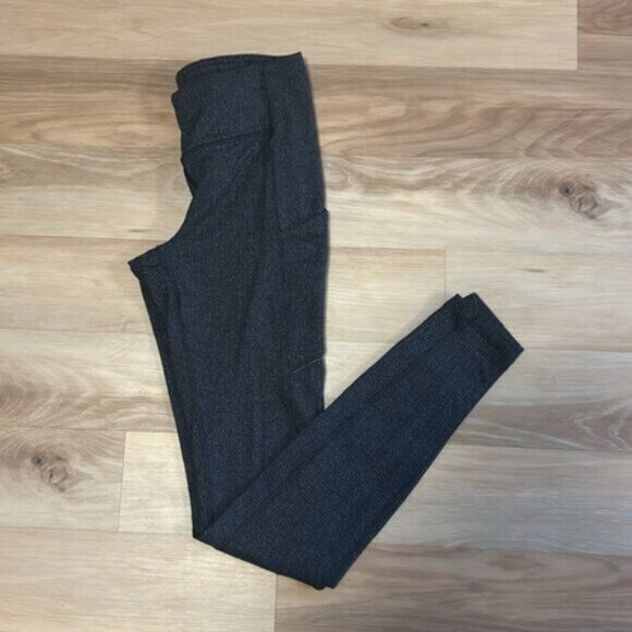 Lululemon Speed Up Leggings 28” - Picture 1 of 4